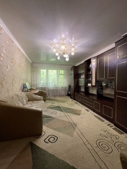 2-к. квартира, 56 м², 1/9 эт.