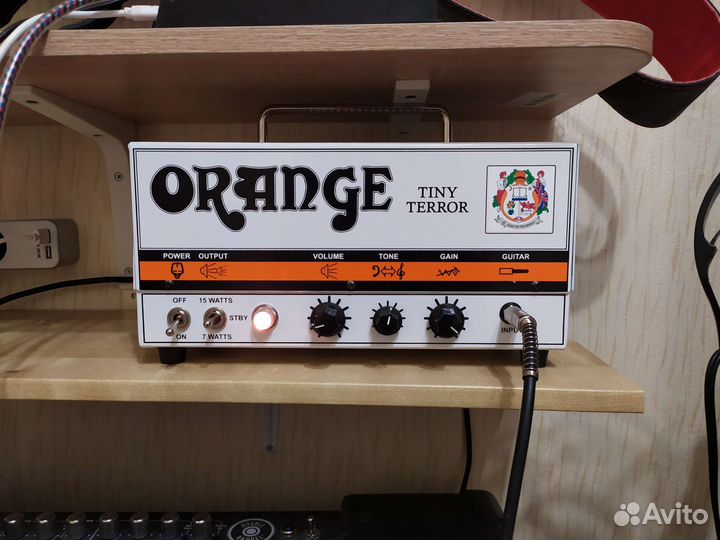 Гитарный ламповый усилитель Orange Tiny Terror 15