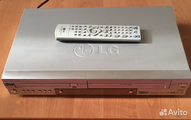 Видеомагнитофон DVD/VHS LG