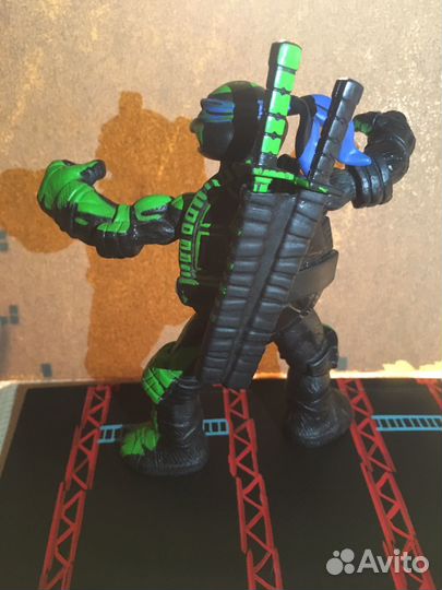 Sdcc 2012 tmnt Night Shadow Leonardo