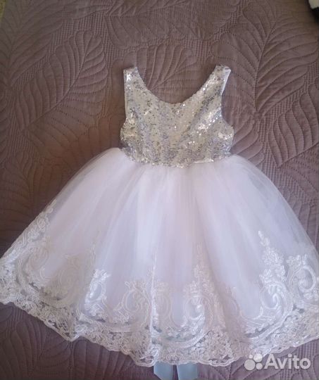 Нарядное платье