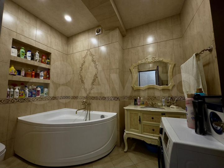 3-к. квартира, 130 м², 6/13 эт.