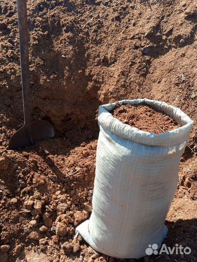 Доставка навоза в мешках. Конский перегной