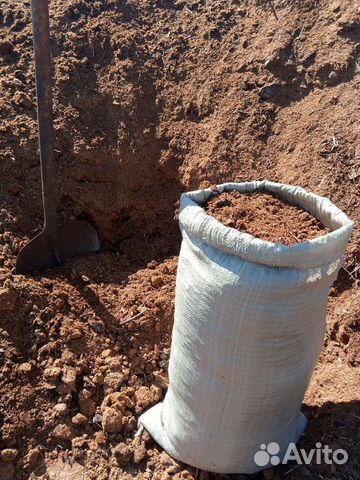 Доставка навоза в мешках. Конский перегной