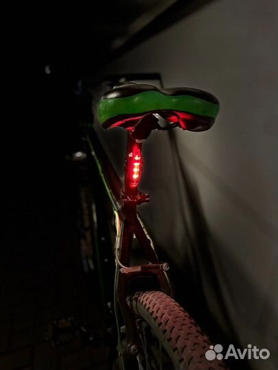 Фонарь и фара для велосипеда