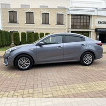 Kia Rio 1.6 AT, 2020, 53 000 км, с пробегом, цена 1 770 000 руб.