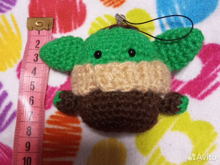 Малыш Йода вязанный крючком