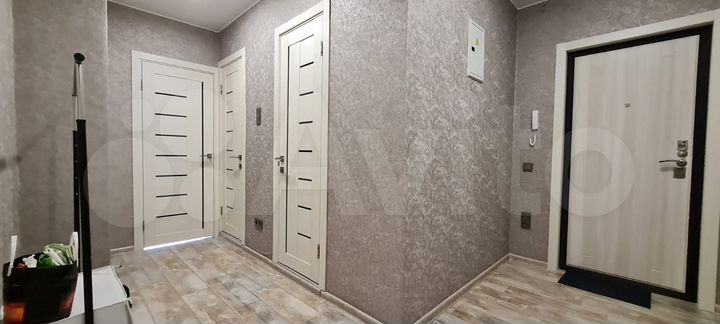 2-к. квартира, 64 м², 13/17 эт.