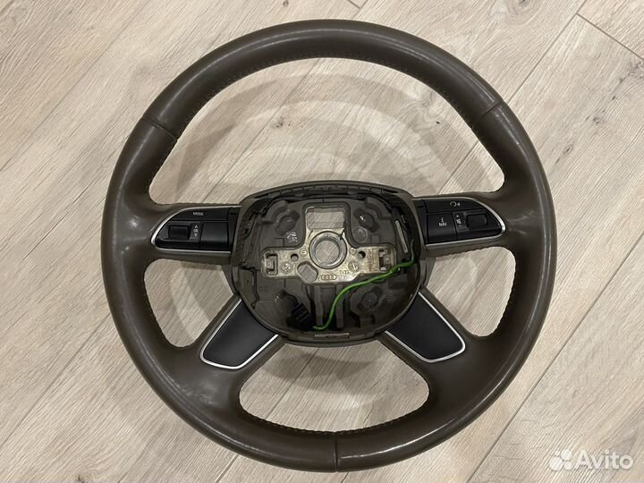 Руль Audi Q5 8R