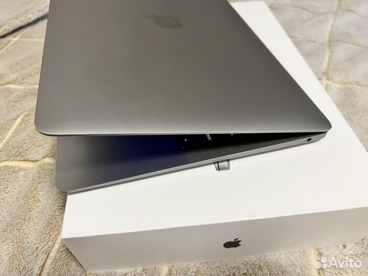 Apple MacBook Air M1 8/256