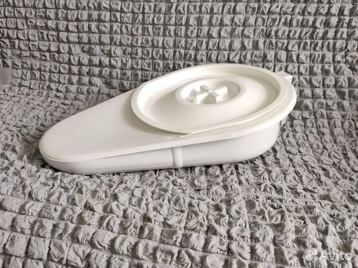 Судно медицинское полемерное