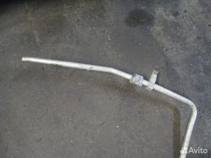 Трубка кондиционера Cadillac SRX 2003-2009 (889580