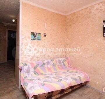 Комната 19 м² в 9-к., 3/5 эт.