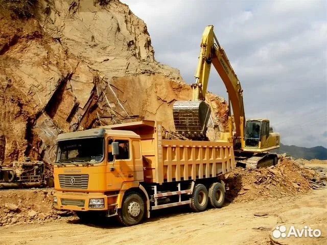 Аренда услуги спецтехники: щебень,песок, чернозем