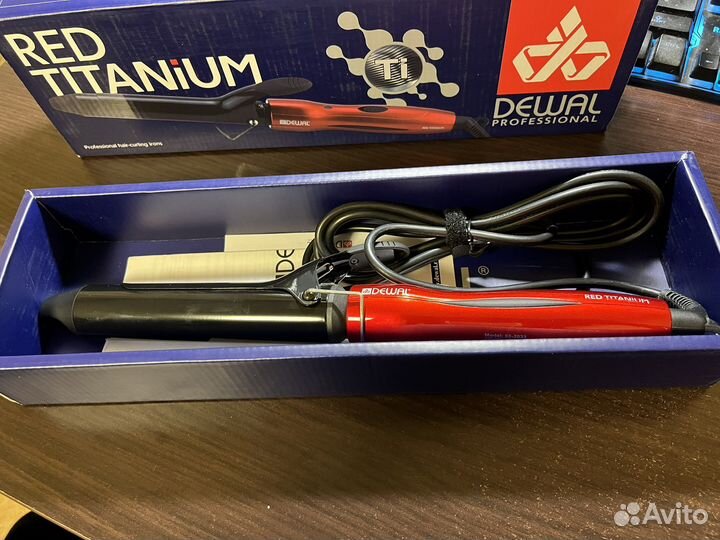 Титановая плойка для волос Dewal