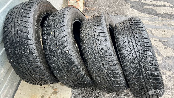 Kumho I'Zen RV Stud KC16 225/65 R17