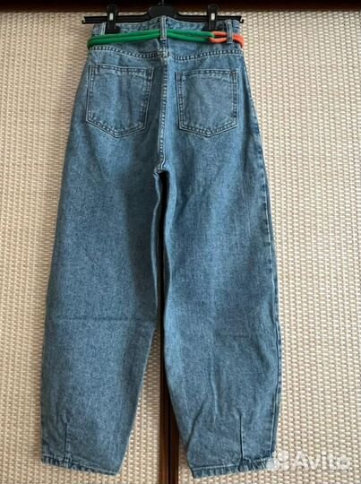 Джинсы
