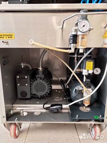 Запайщик лотков вакуум-газ