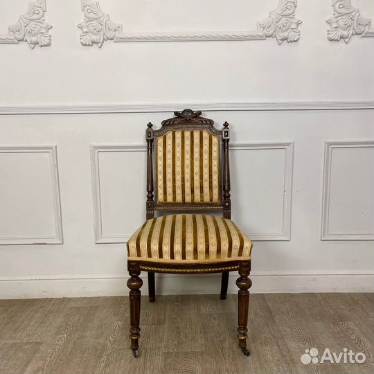 Антикварный салонный гарнитур