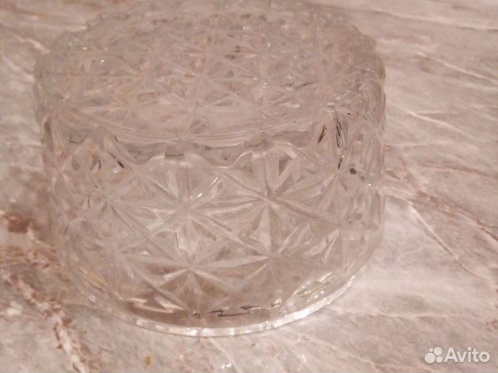 Ваза хрустальная