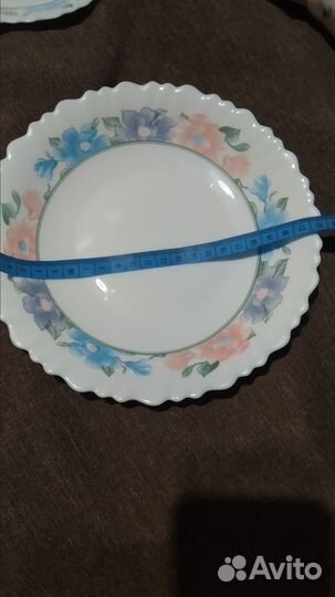 Набор столовой посуды (в комплекте 24 единицы)