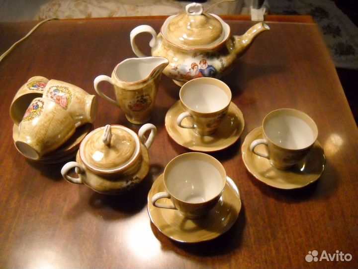 Чайный сервиз Польша, конфетница Югославия