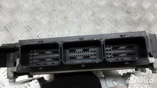 Блок управления двс land rover freelander 2 (98Z13