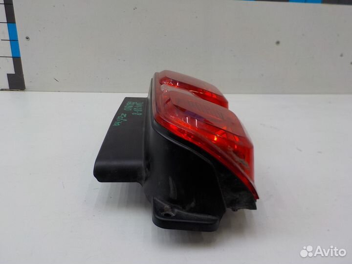 Фонарь задний левый Peugeot Traveller 2016