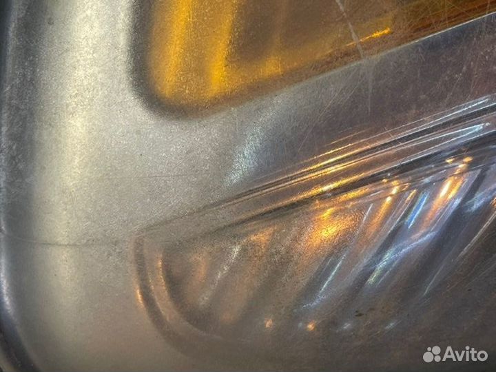 Фара галогеновая передняя правая Hyundai H1