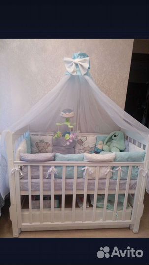Бортики и балдахин в кроватку