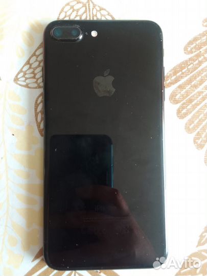 Телефон iPhone 7 plus