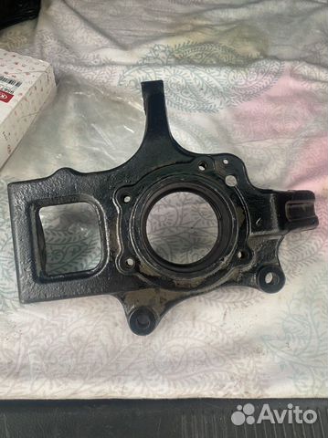 Правый передний кулак на сорено