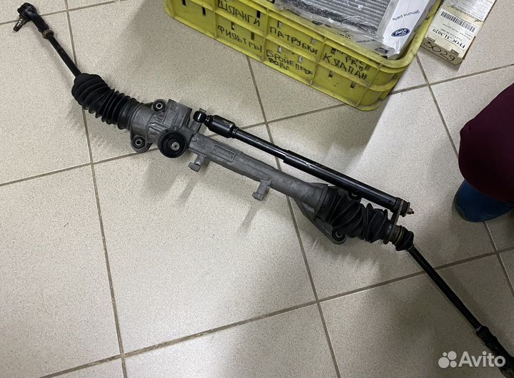 Рулевая рейка с Гyр и без VW T4