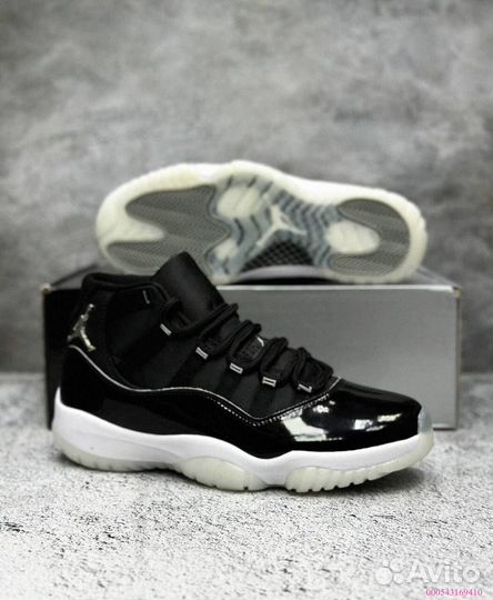 Nike AIR Jordan 11 white