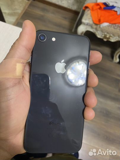 iPhone 8 64gb
