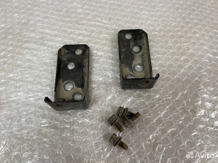 Кронштейн переднего бампера Pajero 4 Паджеро