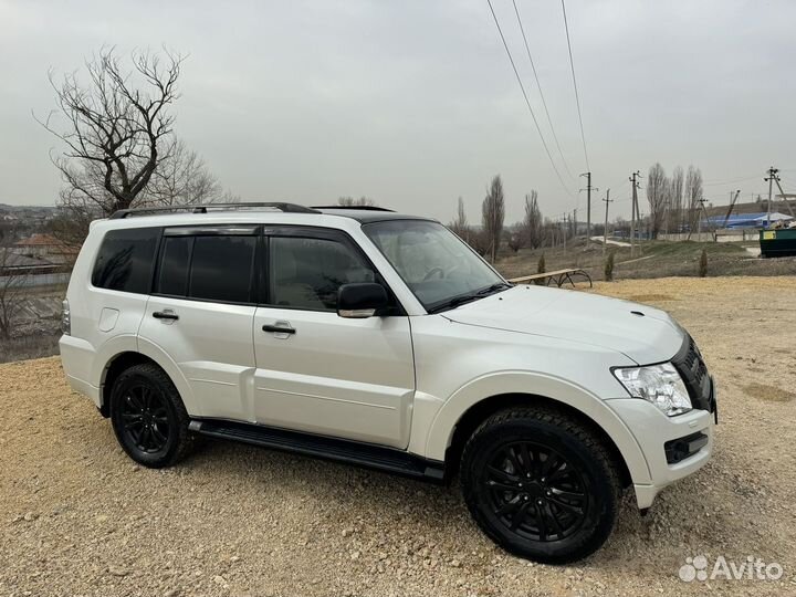 Mitsubishi Pajero 3.8 AT, 2019, 50 000 км