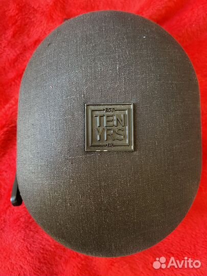 Беспроводные наушники Beats Studio 3 (нужна дуга)