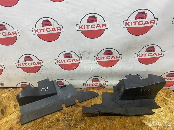 Воздуховод радиатора (штука) Ford Focus 2