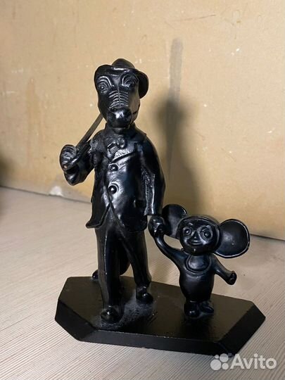 Скульптура гена с чебурашкой литье СССР