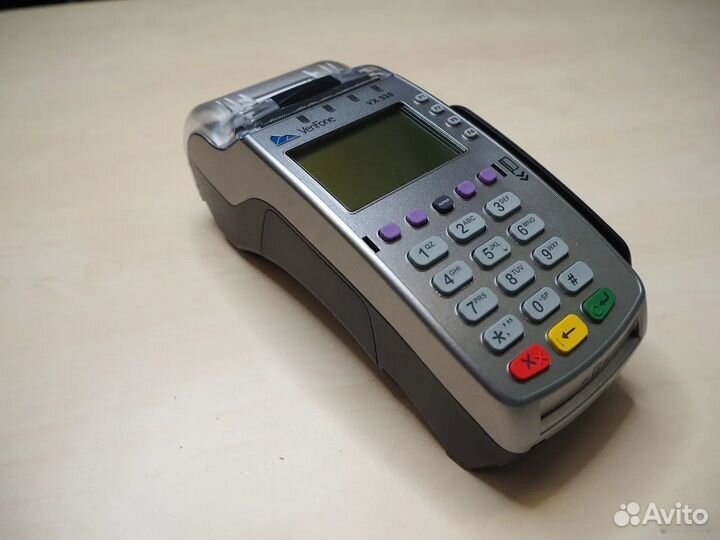 Банковский терминал Verifone VX520