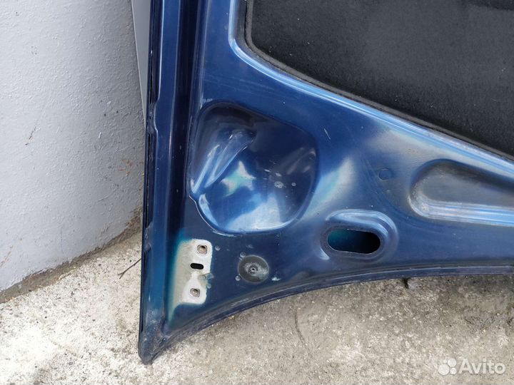 Капот на Renault Laguna 2