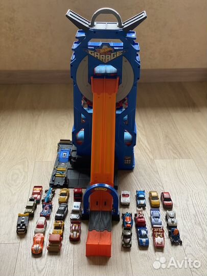 Hot Wheels Mega Garage
