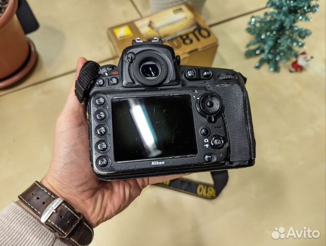 Зеркальная камера Nikon D810 + Nikkor 50mm f/1.8 объявление продам