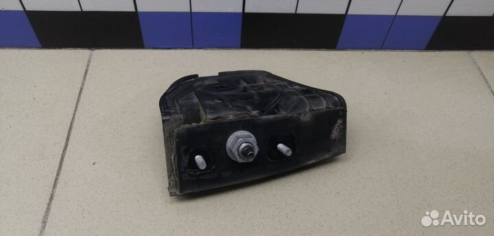 Кронштейн (сопут. товар) 5-serie GT F07 2009-2016