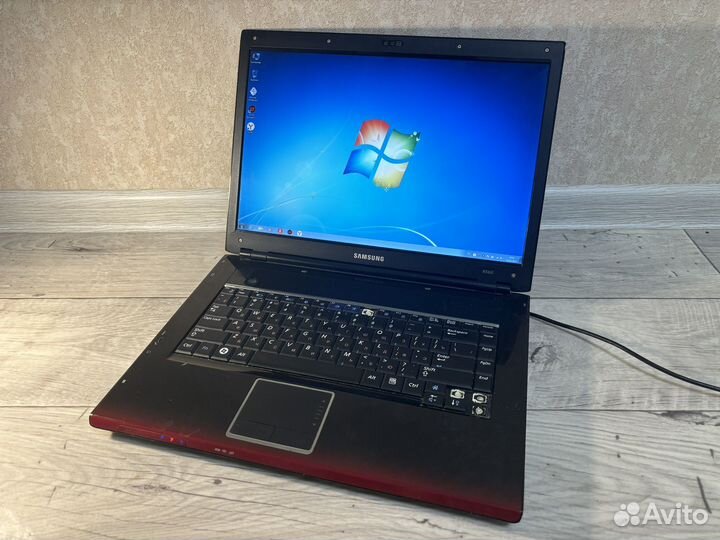 Samsung 2ядра+GeForce 9600M+3GB+160gb