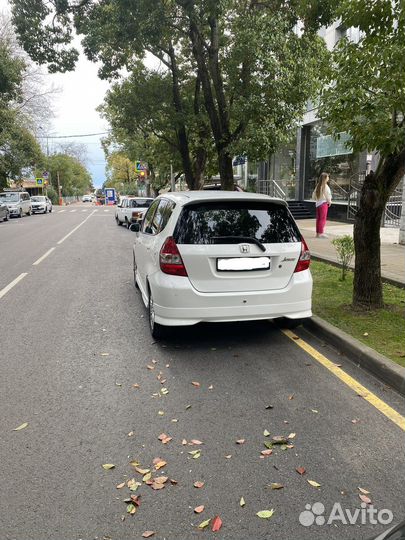 Продам задние фонари Honda Fit Jazz