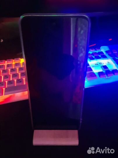 TECNO Pova Neo 2, 4/64 ГБ