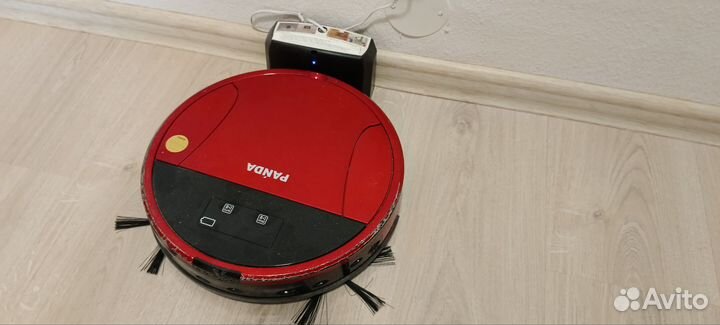 Робот пылесос panda