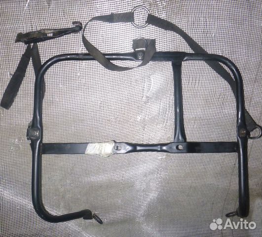 Рено Кангу крепление запасного колеса